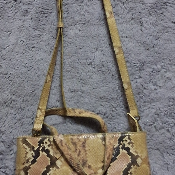 NWT Madewell Zip Top Crossbody Handbag. Leather Snakeskin Embossed. - Picture 1 of 6
